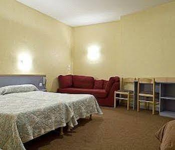 Hotel D'Italie Лурд Екстер'єр фото